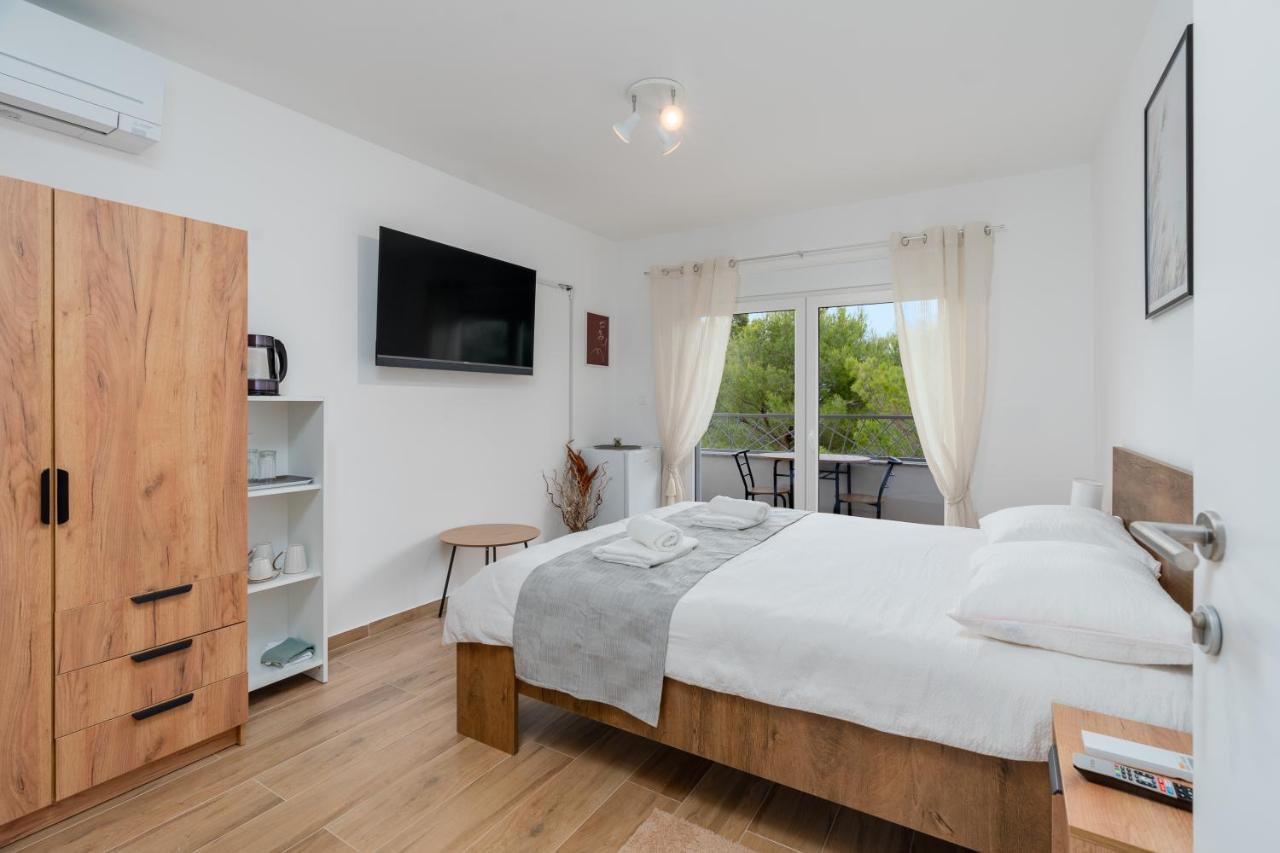 Number One Apartments Вир Экстерьер фото