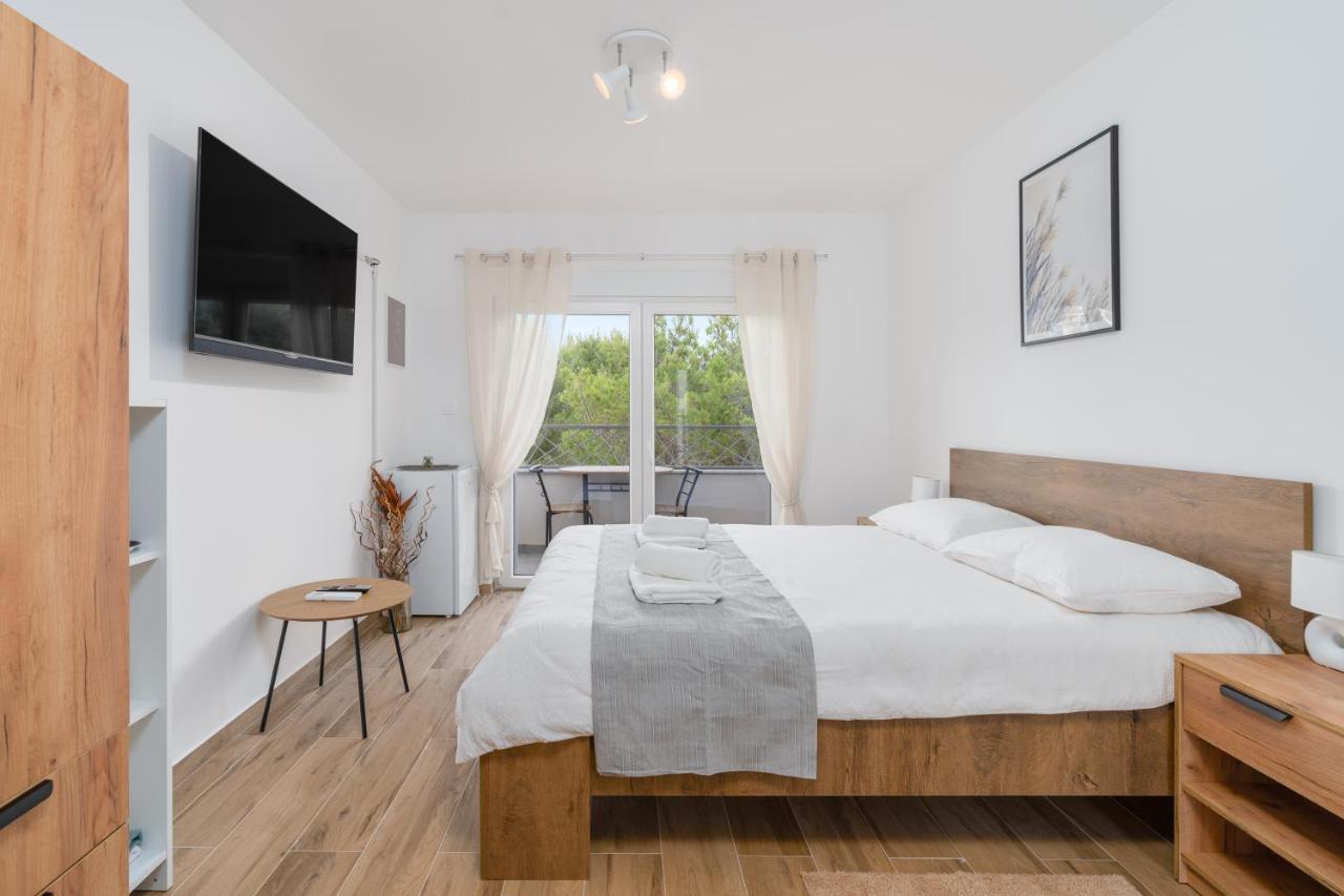 Number One Apartments Вир Экстерьер фото