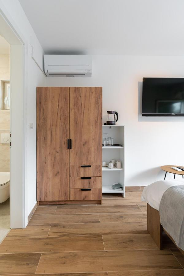 Number One Apartments Вир Экстерьер фото