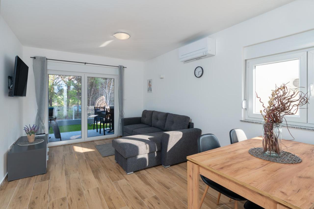 Number One Apartments Вир Экстерьер фото